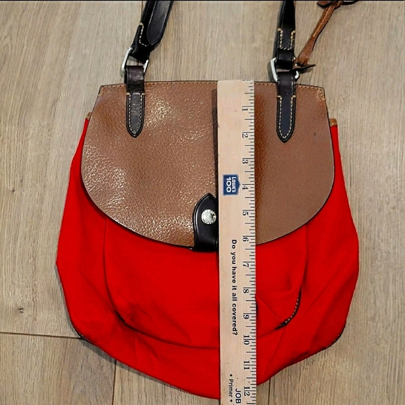 Dooney & Bourke Designer Red Saddle Bag Flap Crossbody Purse Handbag - Picture 5 of 10